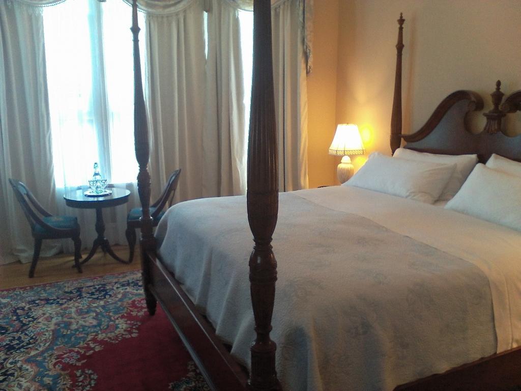 A Kingston Bed & Breakfast Ngoại thất bức ảnh
