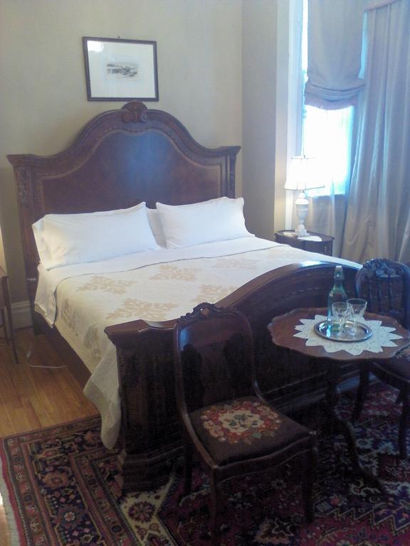 A Kingston Bed & Breakfast Ngoại thất bức ảnh
